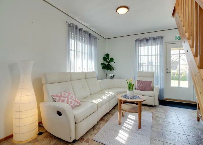 Kasekese Holiday With Sauna And Garden بيت للعطل كوريسارِ